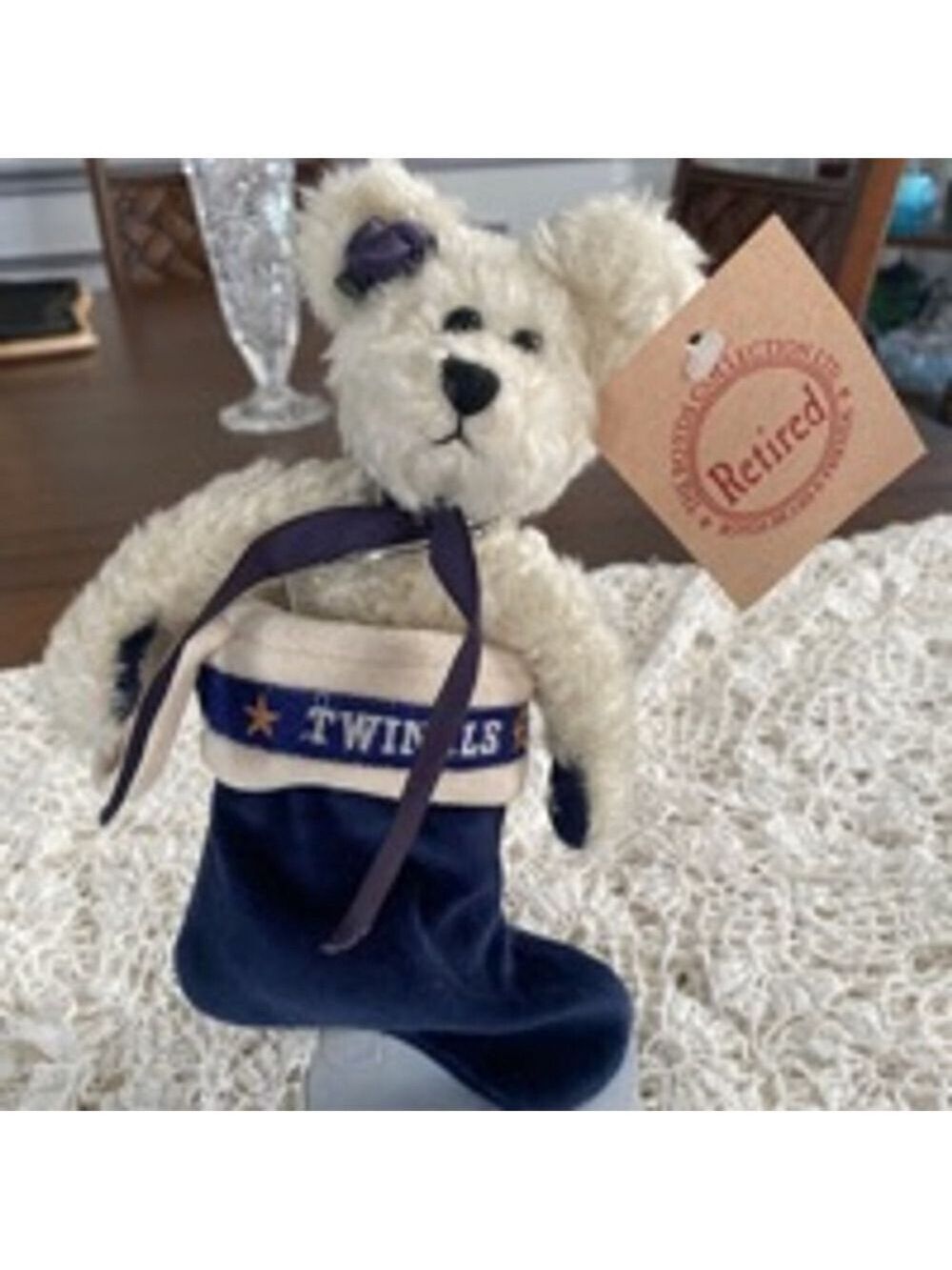 Collectible The Boyd’s Collection LTD Bear Plush Toy, Small, White & Navy